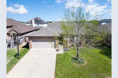 192 Hirth Drive, Crowley, TX 76036 - Photo 2