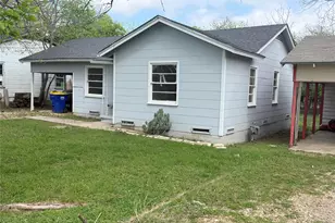 713 Jefferson St, Hillsboro, TX 76645 - Photo 6