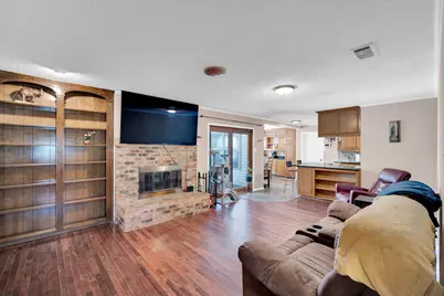 114 Jean Lane, Burleson, TX 76028 - Photo 4