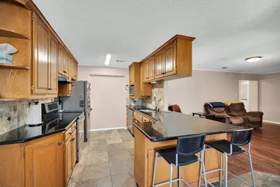 114 Jean Lane, Burleson, TX 76028 - Photo 6