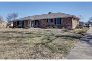 251 S 2nd St, Princeton, TX 75407 - Photo 2
