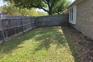 5600 Creekhollow Dr, Arlington, TX 76018 - Photo 34