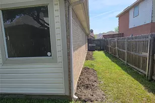 5600 Creekhollow Dr, Arlington, TX 76018 - Photo 32