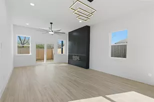 4215 Carpenter Ave, Dallas, TX 75210 - Photo 6