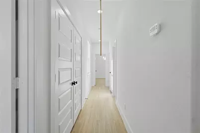 4215 Carpenter Avenue, Dallas, TX 75210 - Photo 10