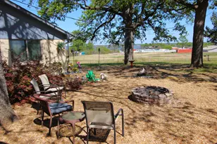 205 Mason Dr, Seven Points, TX 75143 - Photo 12