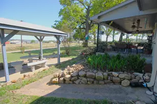 205 Mason Dr, Seven Points, TX 75143 - Photo 20