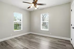 705 Vine St, Euless, TX 76040 - Photo 10