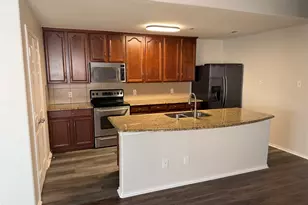 10035 Wake Bridge Dr, Frisco, TX 75035 - Photo 2