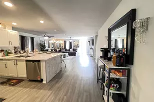 408 Parker Oaks Dr, Chandler, TX 75758 - Photo 6