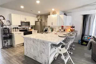 408 Parker Oaks Dr, Chandler, TX 75758 - Photo 8