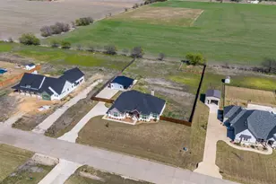 1777 Ryder Lee Ln, Waxahachie, TX 75165 - Photo 38