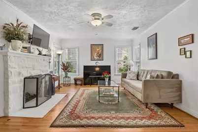 1114 Valencia Street, Dallas, TX 75223 - Photo 6