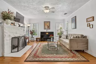 1114 Valencia St, Dallas, TX 75223 - Photo 6