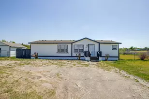 8800 Kelly Ln, Alvarado, TX 76009 - Photo 1