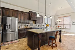 2728 Village Creek St, Celina, TX 75078 - Photo 6