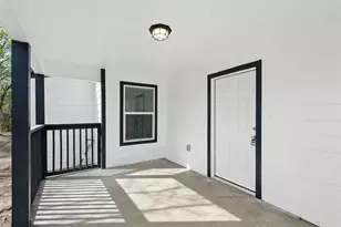 940 E Ramsey Ave, Fort Worth, TX 76104 - Photo 4