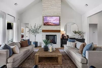 2713 Village Road, Granbury, TX 76049 - Photo 6