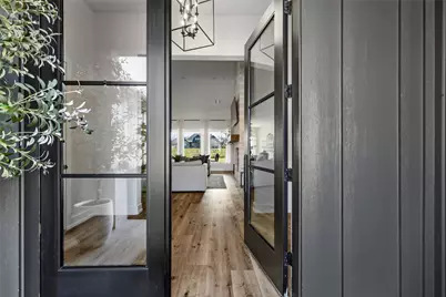 2713 Village Road, Granbury, TX 76049 - Photo 4