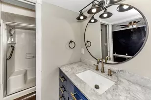 7906 Royal Ln, Dallas, TX 75230 - Photo 26