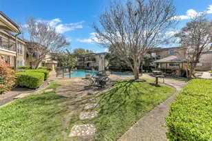 7906 Royal Ln, Dallas, TX 75230 - Photo 36