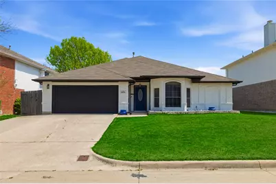 6770 Daren Drive, Fort Worth, TX 76137 - Photo 2