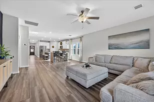 210 Briarwood Ln, Lake Dallas, TX 75065 - Photo 8