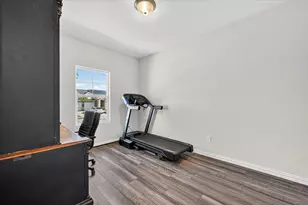 210 Briarwood Ln, Lake Dallas, TX 75065 - Photo 12