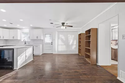 106 N 9th Street, Sanger, TX 76266 - Photo 8