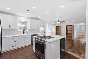 106 N 9th St, Sanger, TX 76266 - Photo 12