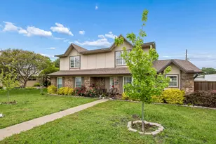 2417 Laurel Ln, Plano, TX 75074 - Photo 2