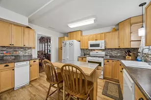 2417 Laurel Ln, Plano, TX 75074 - Photo 8