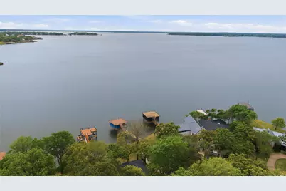 125 Pebble Beach Drive, Mabank, TX 75156 - Photo 1