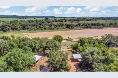 104 Long View Drive, Mineral Wells, TX 76067 - Photo 24