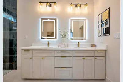 929 E Magnolia Avenue, Fort Worth, TX 76104 - Photo 24