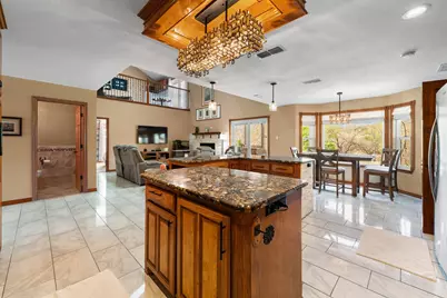 9112 Bontura Road, Granbury, TX 76049 - Photo 14