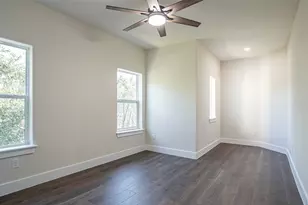 5702 Barkridge Dr, Granbury, TX 76048 - Photo 28