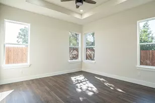 5702 Barkridge Dr, Granbury, TX 76048 - Photo 14