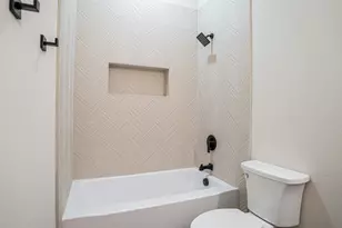 5702 Barkridge Dr, Granbury, TX 76048 - Photo 24