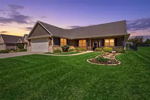 121 Bowie Dr, Gainesville, TX 76240 - Photo 4