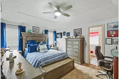 6056 Hillglen Drive, Watauga, TX 76148 - Photo 12