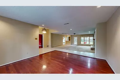 6851 Shorecrest Court, Fort Worth, TX 76132 - Photo 8