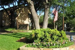 15221 Berry Trail, Dallas, TX 75248 - Photo 2