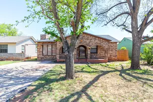 1557 Burger St, Abilene, TX 79603 - Photo 2