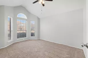 6804 Greenleaf Dr, North Richland Hills, TX 76182 - Photo 16