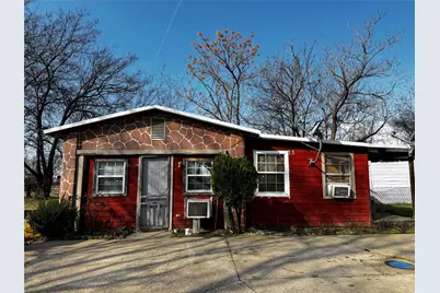 108 N Ellis Avenue, Mt Pleasant, TX 75455 - Photo 1