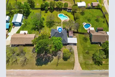 317 Ryan Avenue, Burleson, TX 76028 - Photo 4