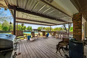 317 Ryan Ave, Burleson, TX 76028 - Photo 22