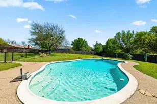 317 Ryan Ave, Burleson, TX 76028 - Photo 24