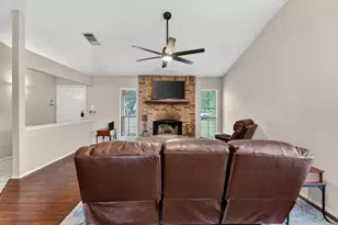 5209 Nocona Ln, Arlington, TX 76018 - Photo 14